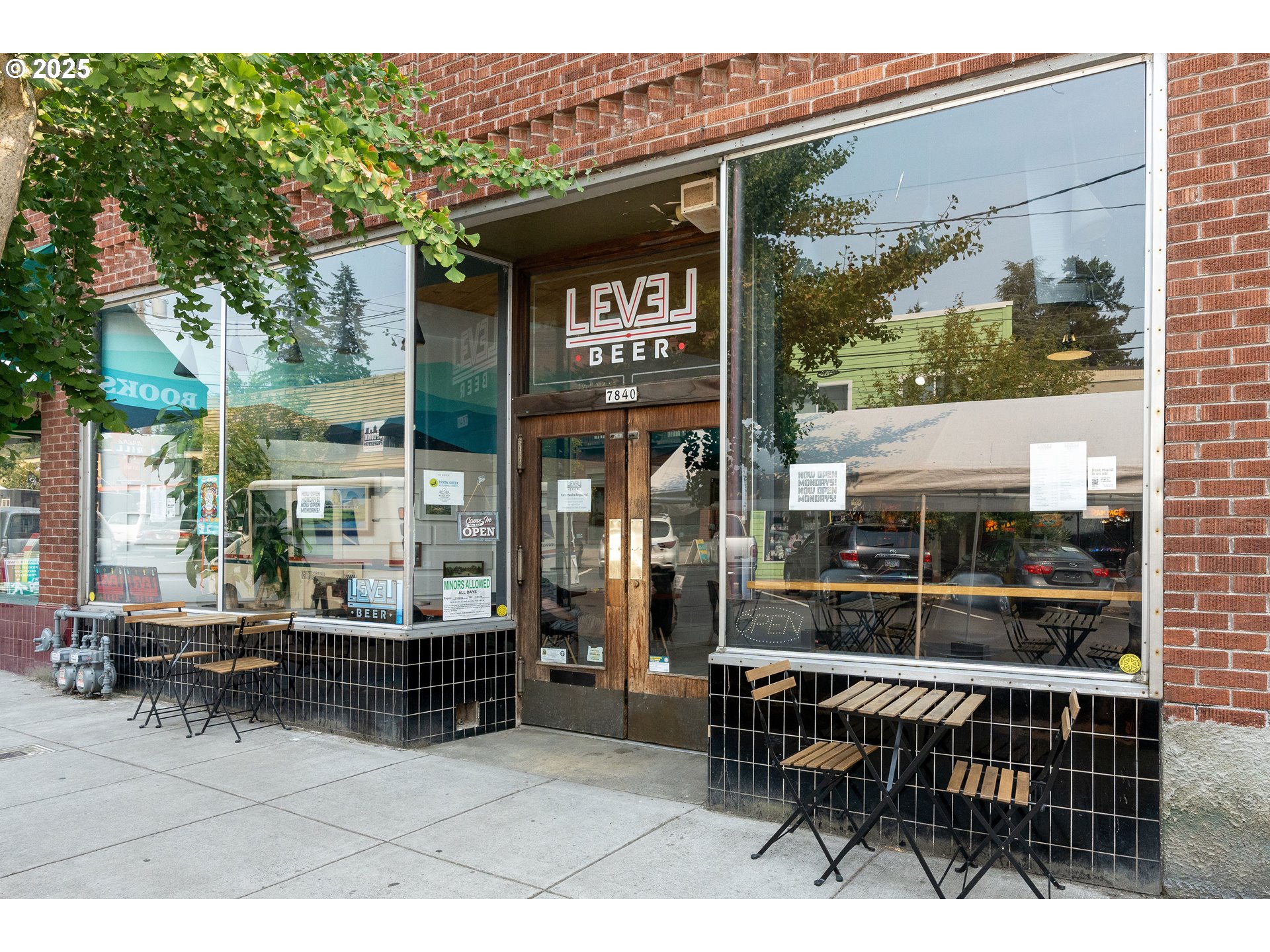 7615 Southwest 35th Avenue Portland, OR 97219 - Photo 48 of 48 Gallery Image 48