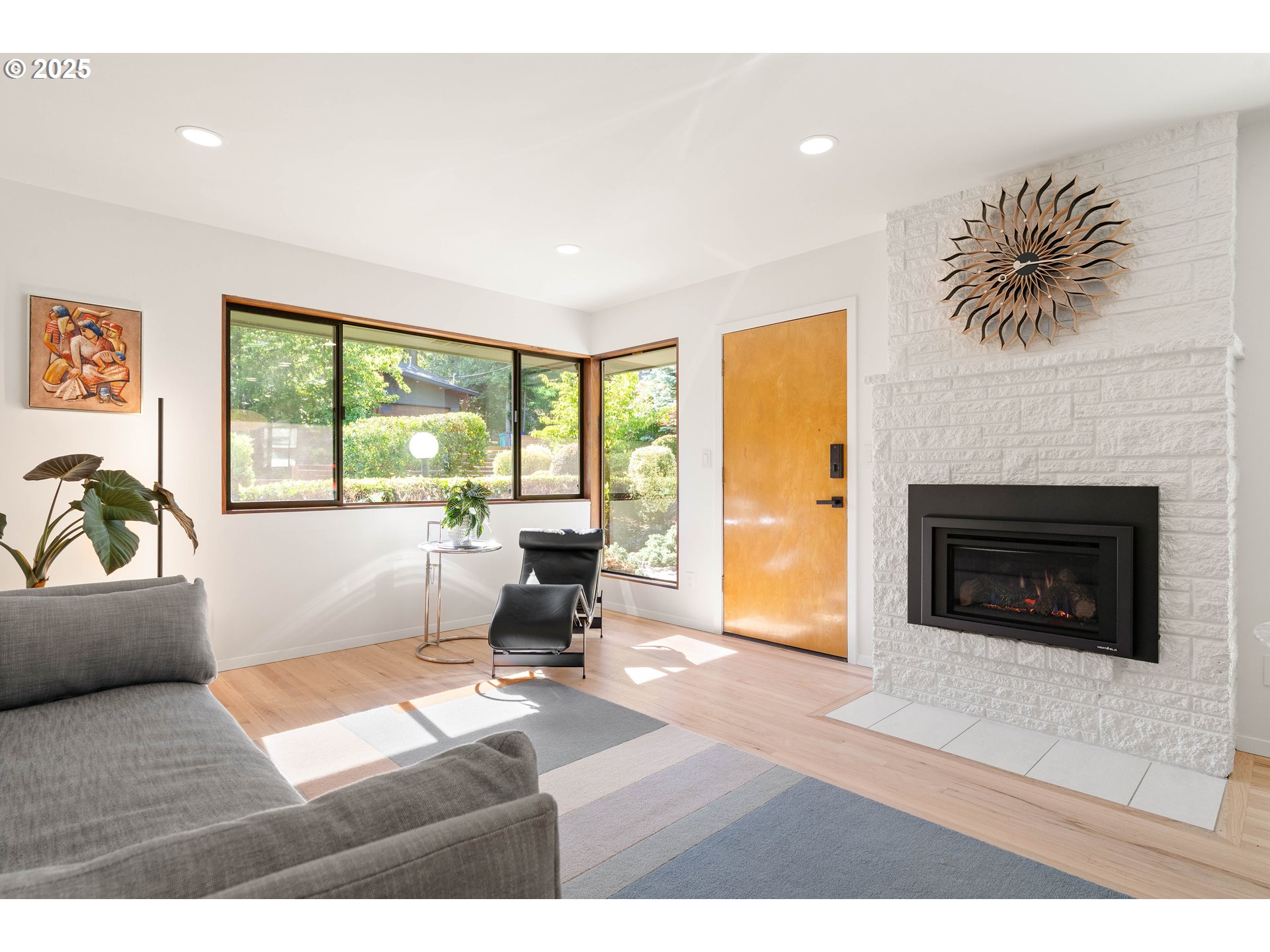 7615 Southwest 35th Avenue Portland, OR 97219 - Photo 6 of 48 Gallery Image 6