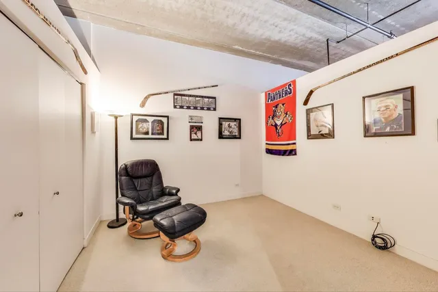 $344,900 | 833 West 15th Place, Unit 606W, Chicago, IL 60608