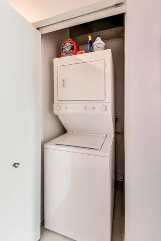 $344,900 | 833 West 15th Place, Unit 606W, Chicago, IL 60608