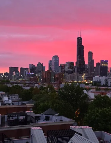 $344,900 | 833 West 15th Place, Unit 606W, Chicago, IL 60608