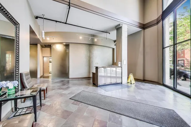 $344,900 | 833 West 15th Place, Unit 606W, Chicago, IL 60608