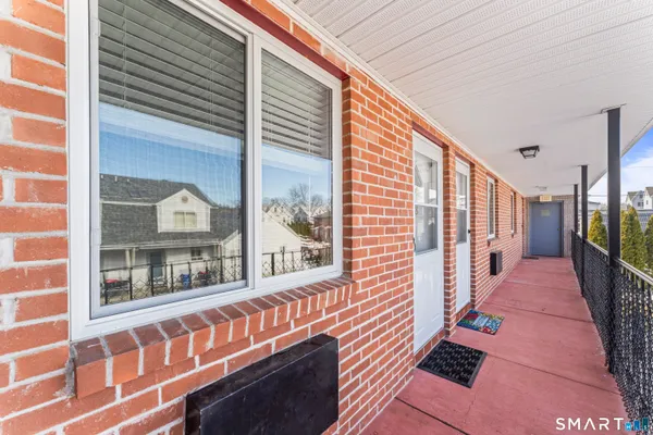 $2,200 | 24 Glenwood Avenue, Unit 8, Norwalk, CT 06854