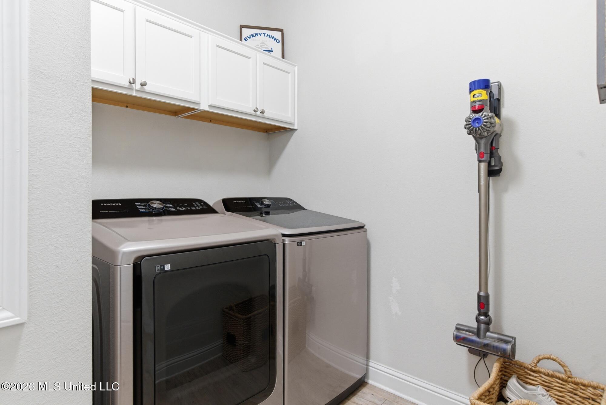 14392 North Swan Road Gulfport, MS 39503 - Photo 21 of 25 Time to clean the clothes