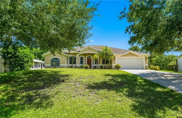 $435,000 | 865 Wentworth Street, Sebastian, FL 32958