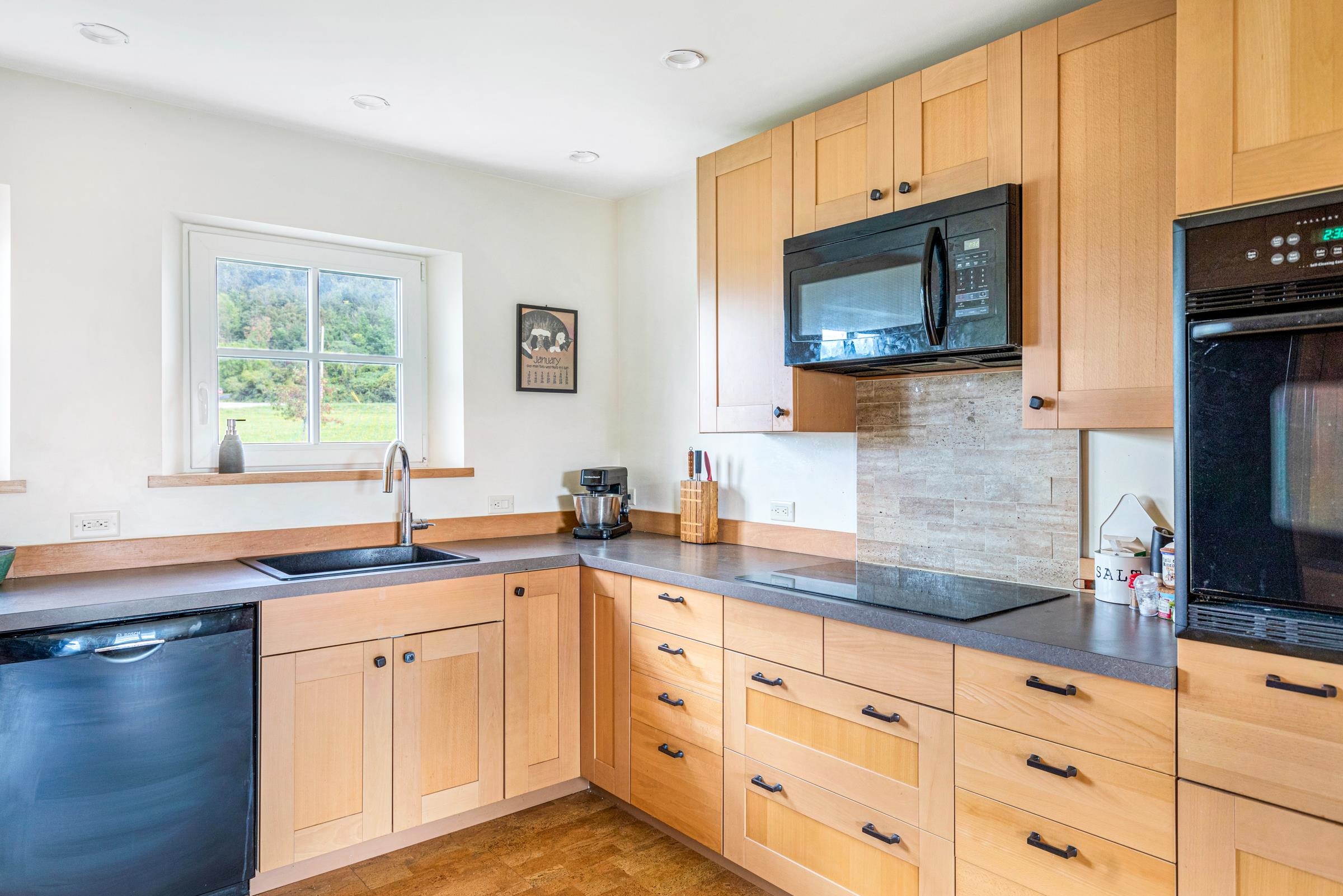 484 Whitford Road Addison, VT 05491 - Photo 11 of 40