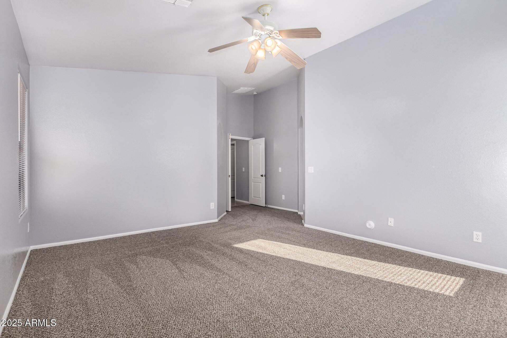 42631 West Venture Road Maricopa, AZ 85138 - Photo 16 of 32 16 - Master Bedroom
