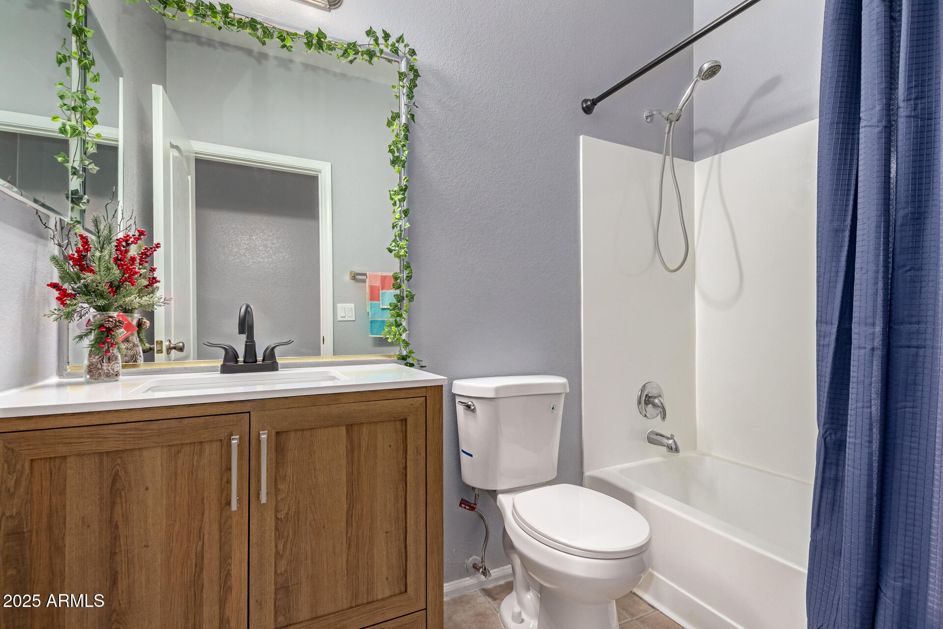 42631 West Venture Road Maricopa, AZ 85138 - Photo 23 of 32 23 - Bathroom #2