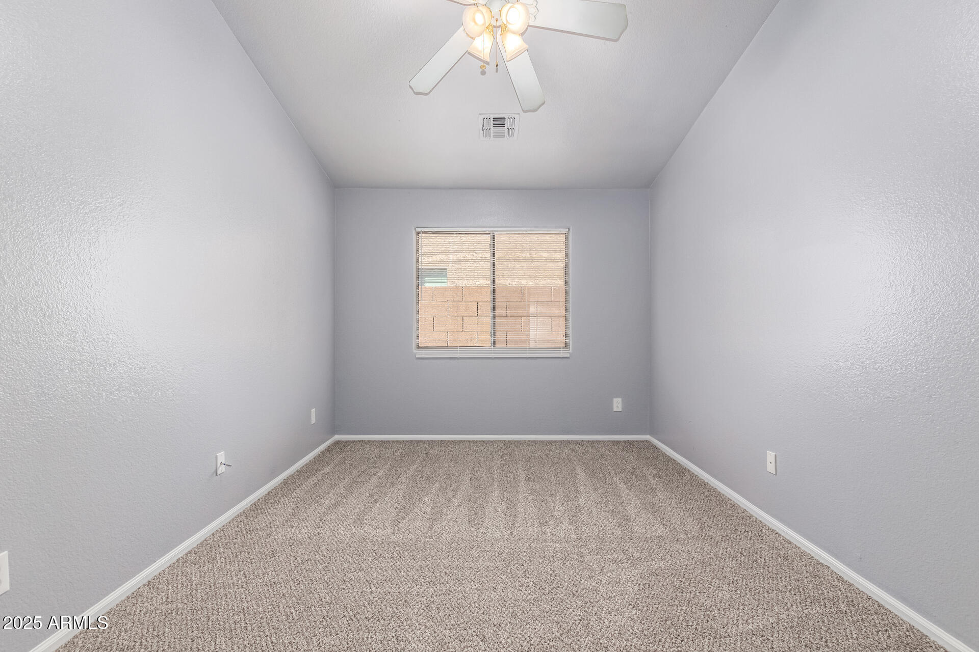 42631 West Venture Road Maricopa, AZ 85138 - Photo 24 of 32 24 - Den