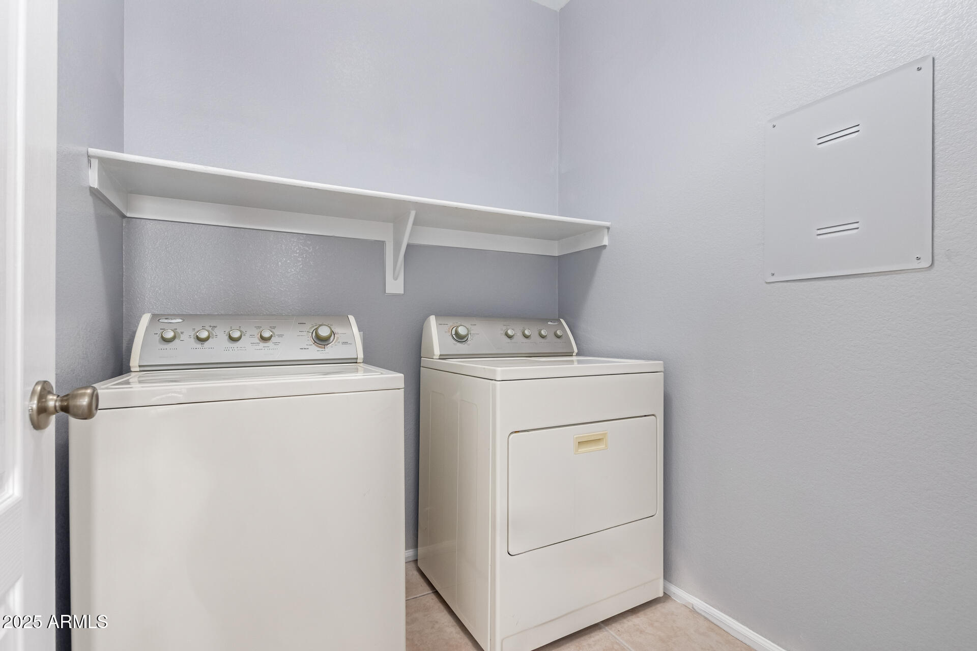 42631 West Venture Road Maricopa, AZ 85138 - Photo 26 of 32 26 - Laundry Room