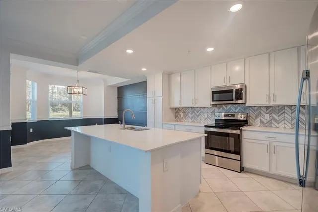 $215,000 | 6058 National Blvd Avenue, Unit 312, Immokalee, FL 34142