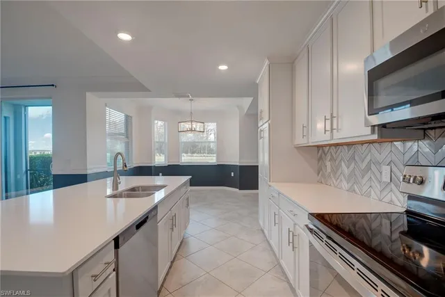 $215,000 | 6058 National Blvd Avenue, Unit 312, Immokalee, FL 34142