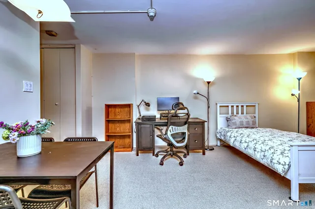 $78,000 | 100 York Street, Unit 5G, New Haven, CT 06511