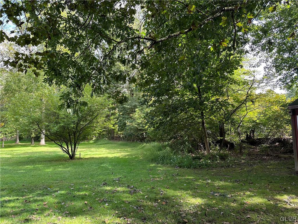 47 Glenside Road Bangor, PA 18013 - Photo 4 of 26 Gallery Image 4