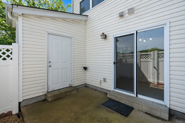 a view of a house with an empty space