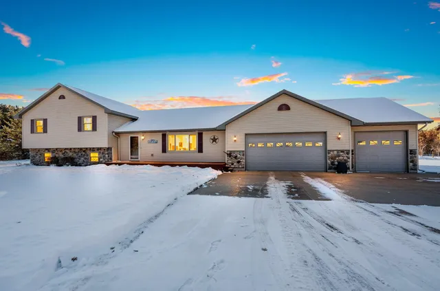 $449,900 | N9961 North Padre Pio Drive, Necedah, WI 54646