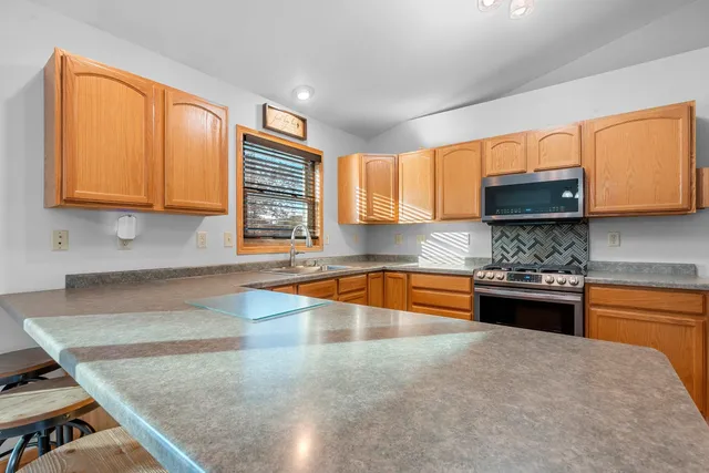 $449,900 | N9961 North Padre Pio Drive, Necedah, WI 54646