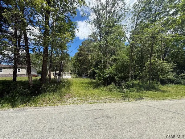 $34,900 | 1339 Camp Drive, Windber, PA 15963