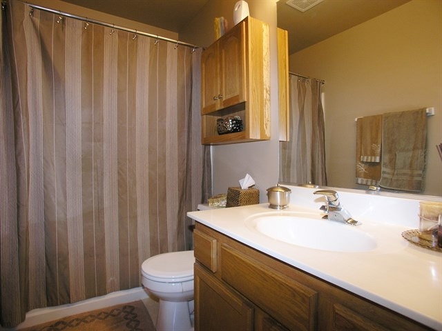 2012 Winchester Trail Romeoville, IL 60446 - Photo 20 of 25