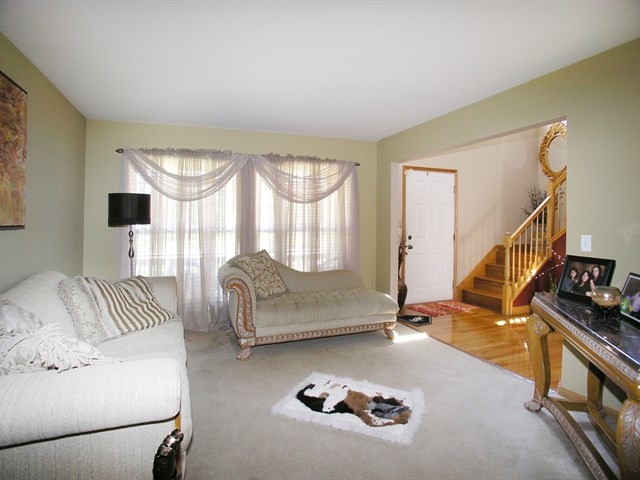2012 Winchester Trail Romeoville, IL 60446 - Photo 3 of 25
