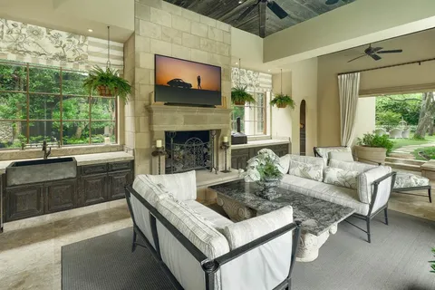 $7,600,000 | 15 Robledo Drive, Dallas, TX 75230