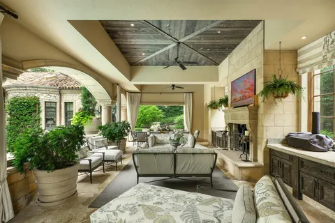 $7,600,000 | 15 Robledo Drive, Dallas, TX 75230