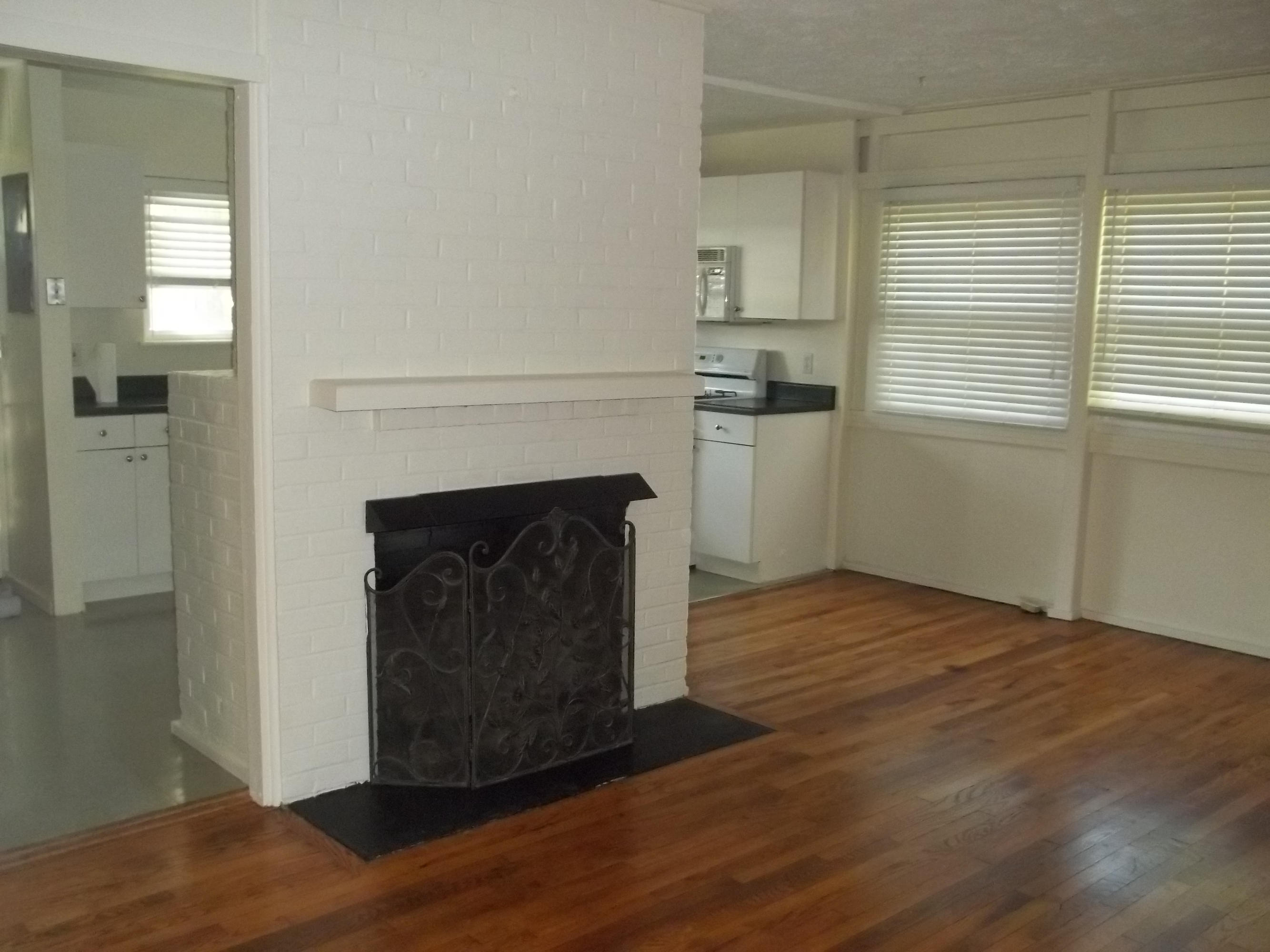 102 Powell Road Oak Ridge, TN 37830 - Photo 10 of 13 100_4393