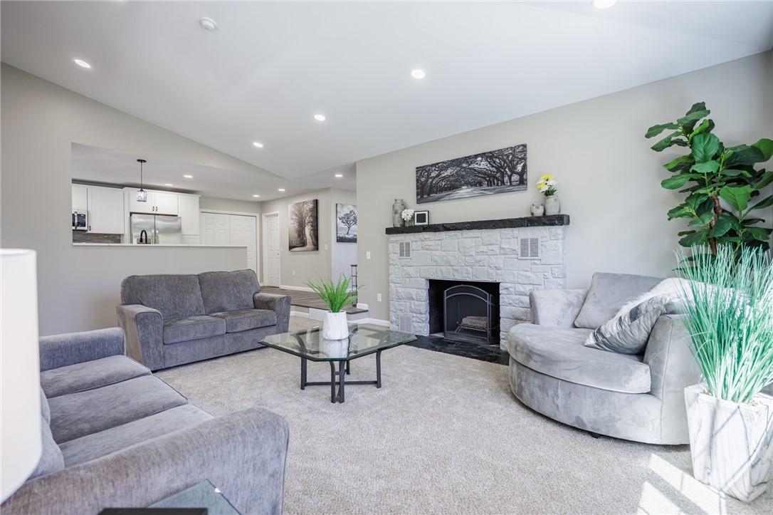 16 Pine Hill Road Parma, NY 14559 - Photo 7 of 45
