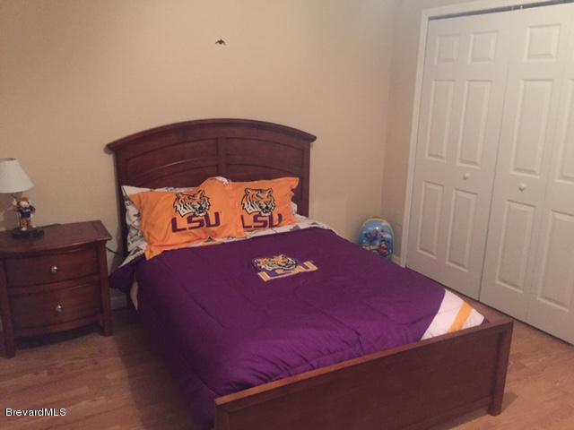 443 Tilhal Road Southwest Palm Bay, FL 32908 - Photo 3 of 18 Guest Bedroom 1