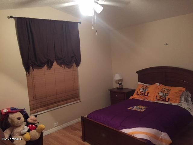 443 Tilhal Road Southwest Palm Bay, FL 32908 - Photo 5 of 18 Guest Bedroom 1