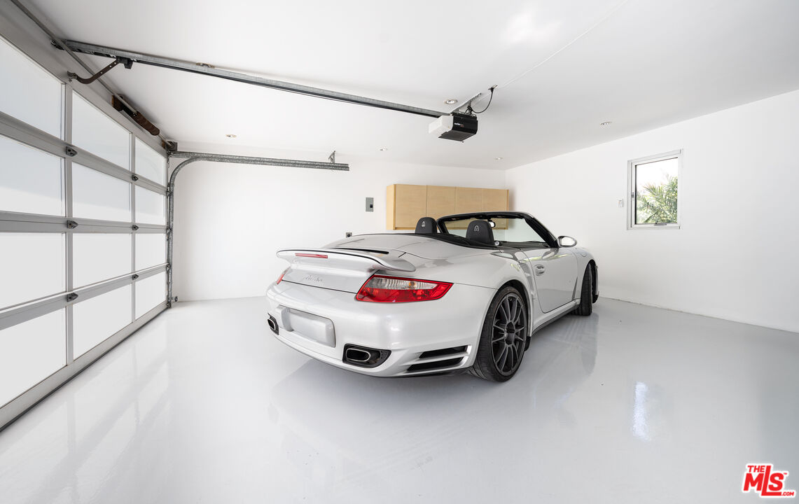 1466 Bel Air Road Los Angeles, CA 90077 - Photo 35 of 35 a car parked in garage