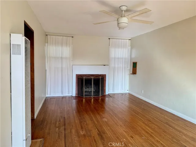 $2,500 | 1077 East 33rd Street, Signal Hill, CA 90755