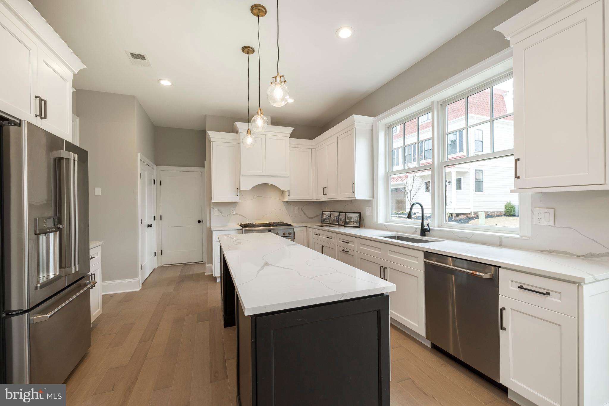 214 Bloomingdale Avenue Wayne, PA 19087 - Photo 5 of 68