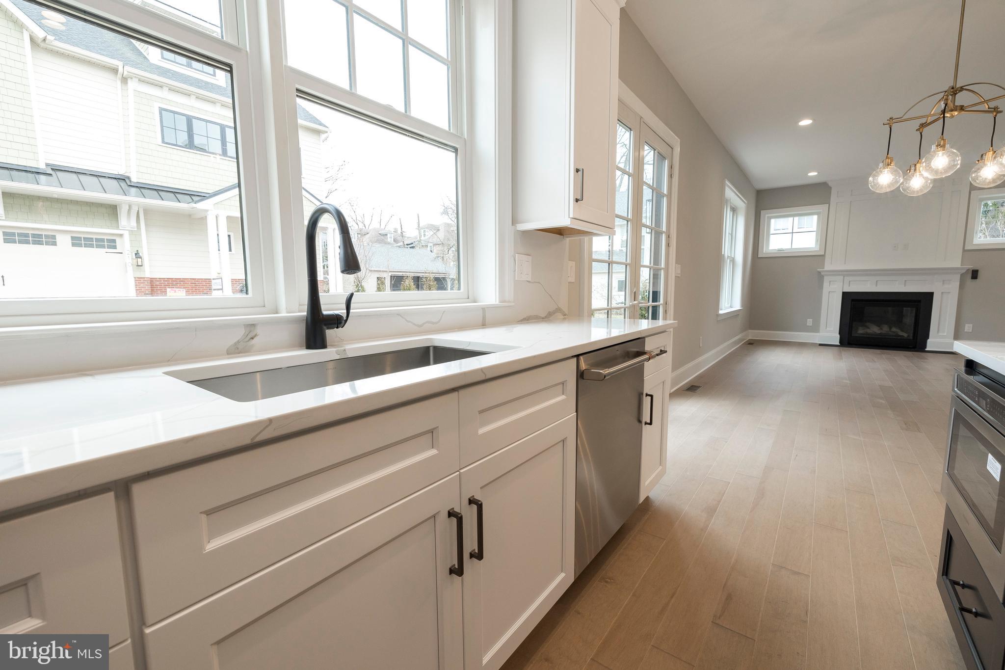 214 Bloomingdale Avenue Wayne, PA 19087 - Photo 9 of 68