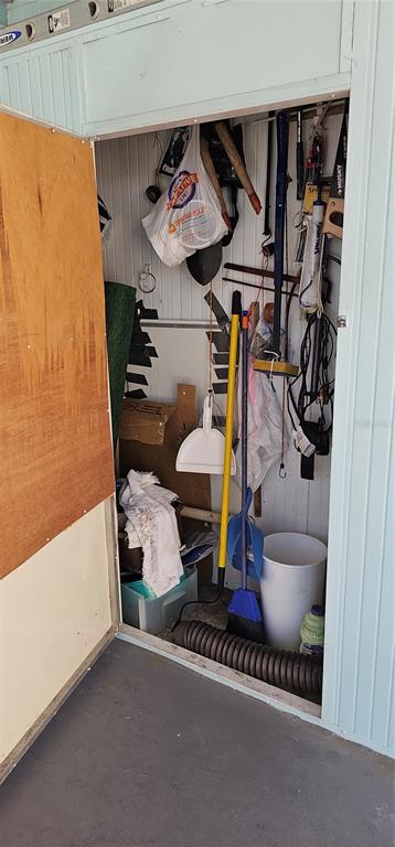 10315 Cortez Road West, Unit 281 Bradenton, FL 34210 - Photo 19 of 25 a utility room with dryer and washer