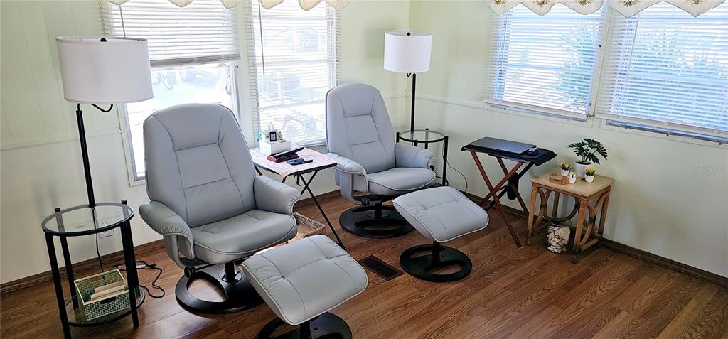 10315 Cortez Road West, Unit 281 Bradenton, FL 34210 - Photo 9 of 25 a living room with furniture and a window