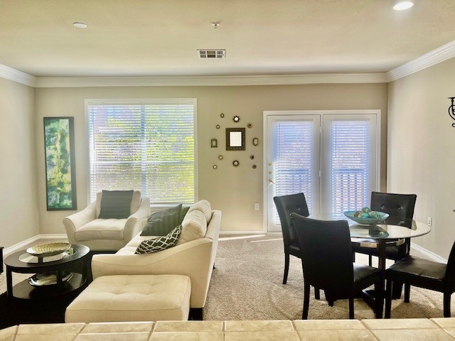 2400 McCue Road, Unit 356 Houston, TX 77056 - Photo 8 of 16 KITCHEN TO LR-DINING