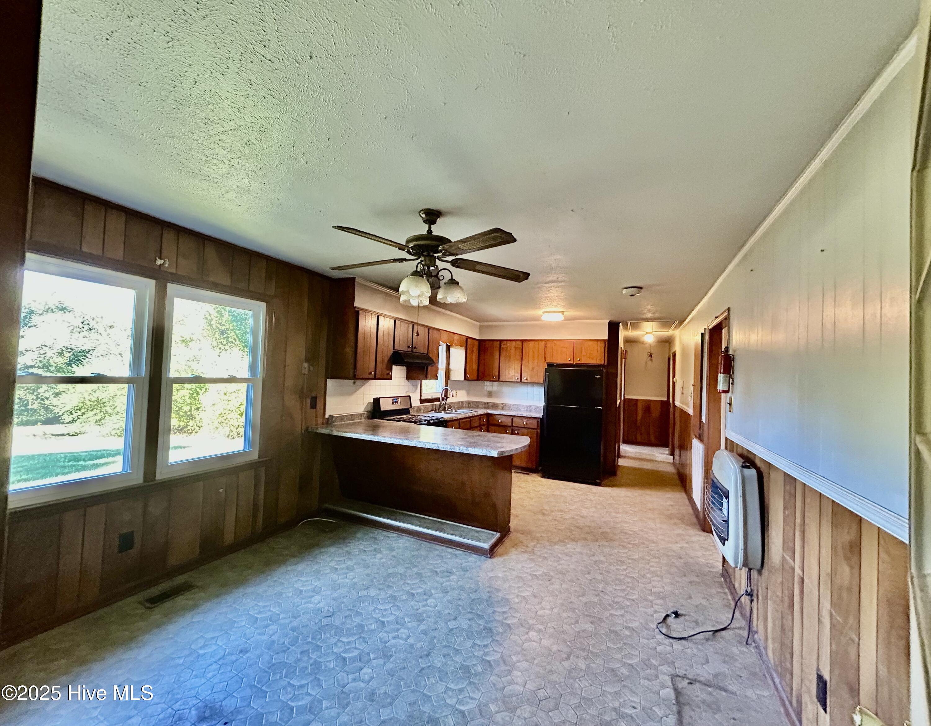 1918 Highway 74 Hamlet, NC 28345 - Photo 10 of 29 IMG_4725