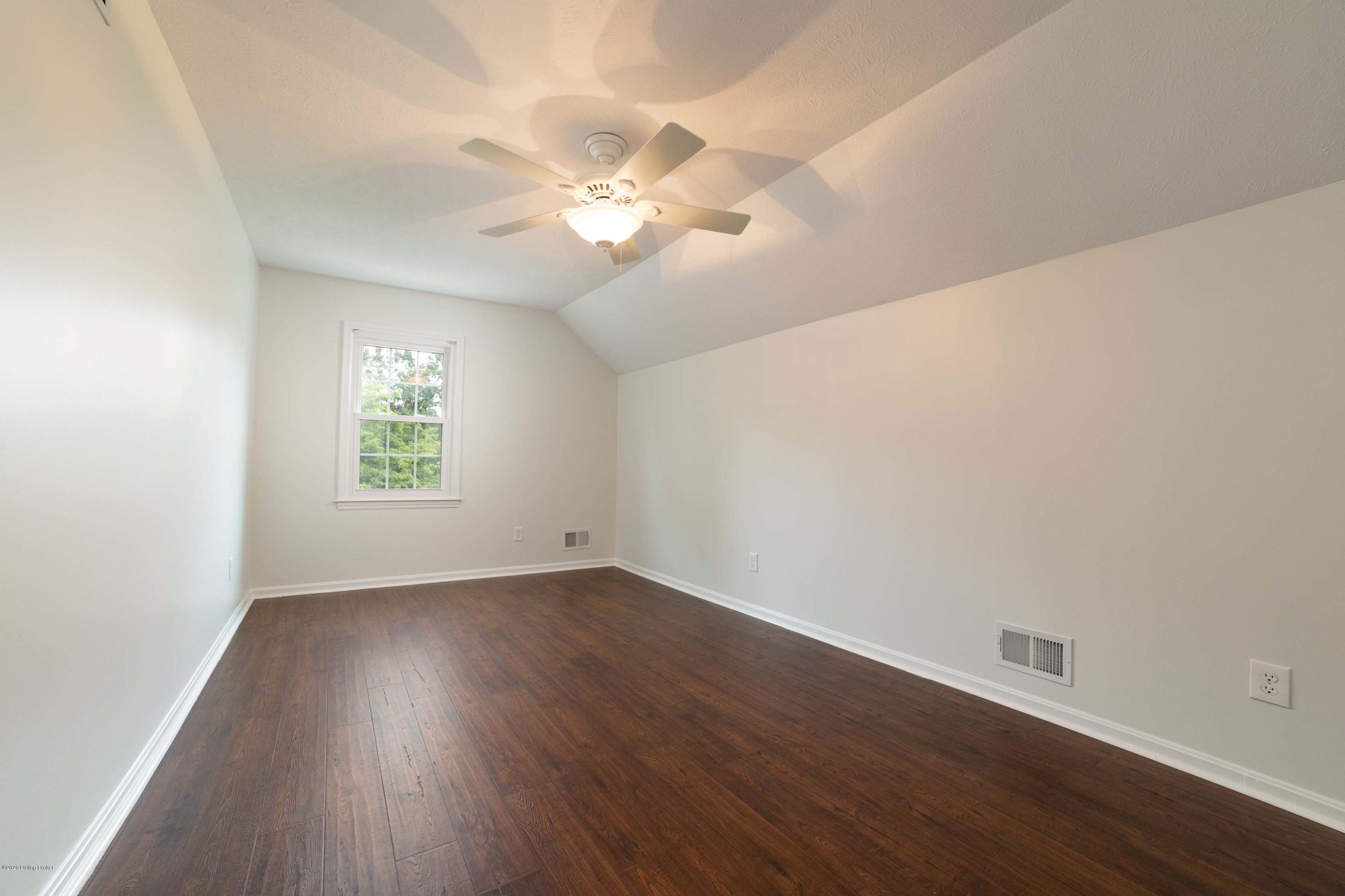 2808 Wareham Road Louisville, KY 40242 - Photo 44 of 70 Wareham044