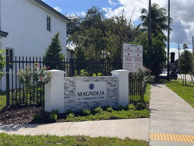 $2,950 | 5120 Southwest 37th Street, Unit 5120, Hollywood, FL 33023