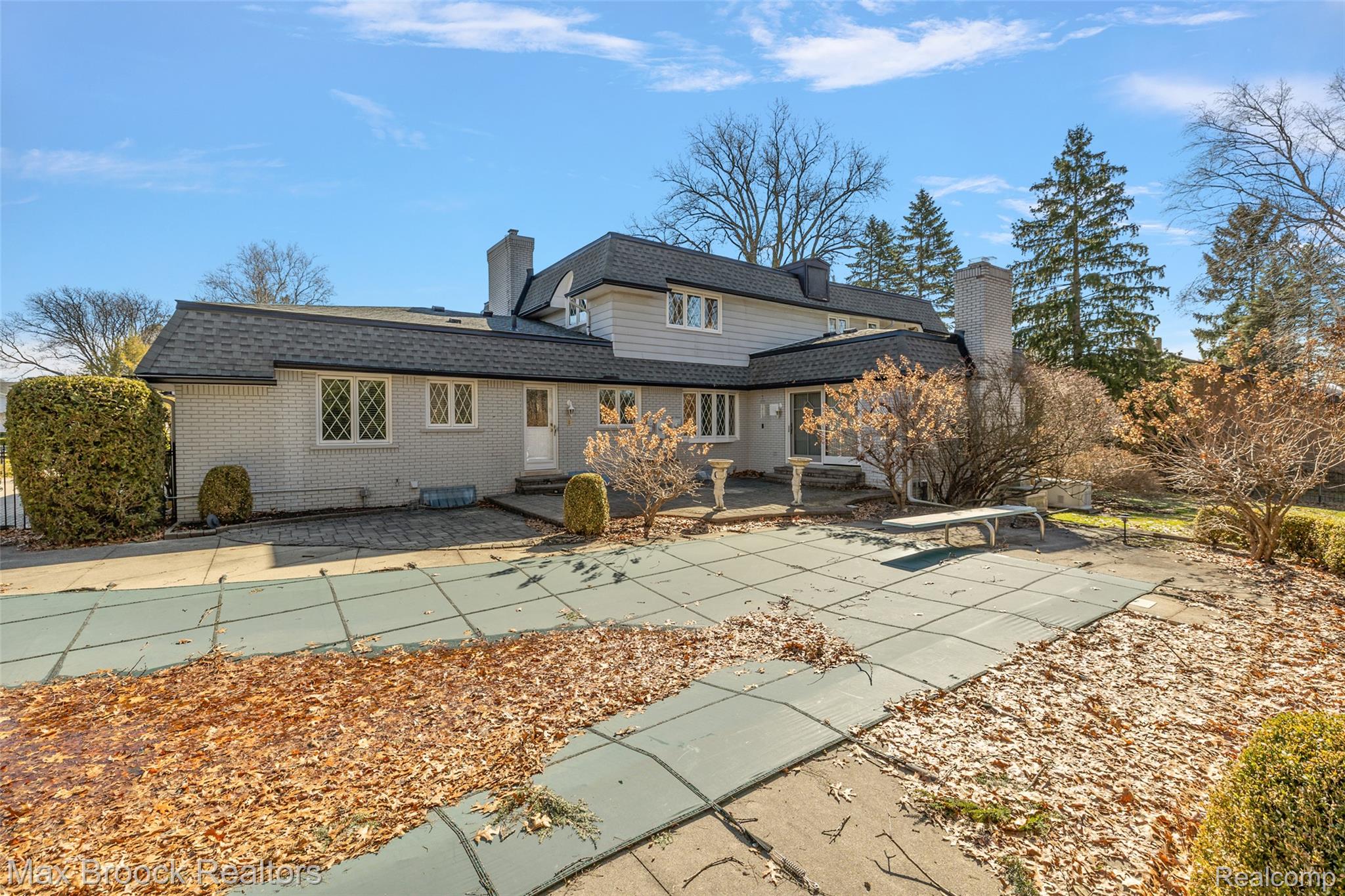 1319 Charrington Road Bloomfield Hills, MI 48301 - Photo 39 of 47 09-1319 Charrington Rd-9.jpg