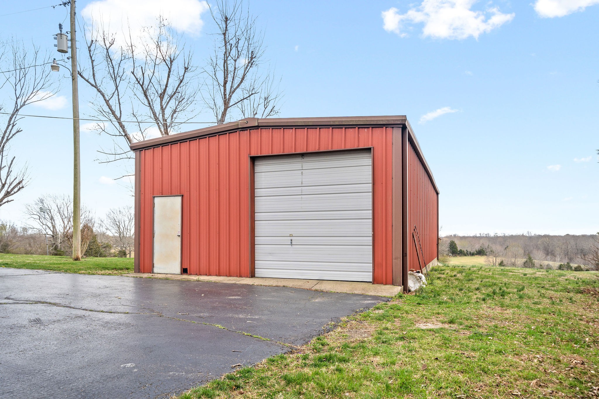 1075 Batson Mill Road Charlotte, TN 37036 - Photo 39 of 43 a front view of house with yard