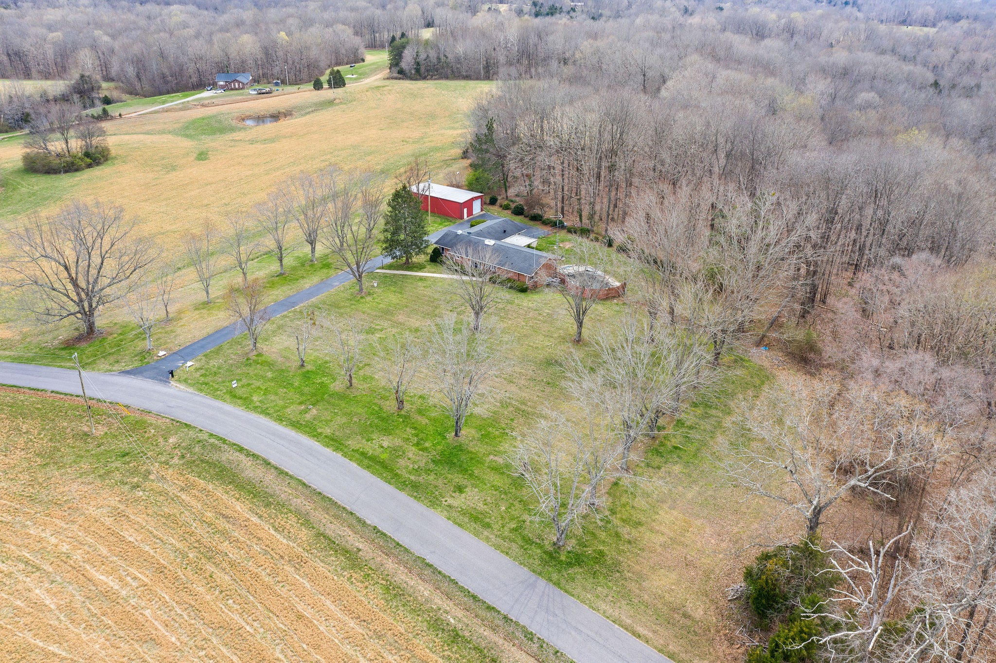 1075 Batson Mill Road Charlotte, TN 37036 - Photo 4 of 43