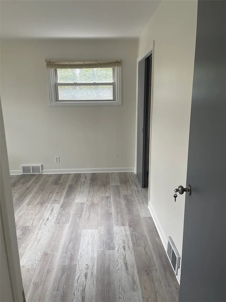 705 Roosevelt Road Pittsford, NY 14445 - Photo 33 of 41