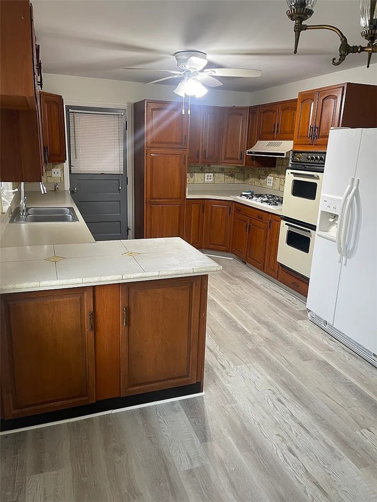 705 Roosevelt Road Pittsford, NY 14445 - Photo 9 of 41