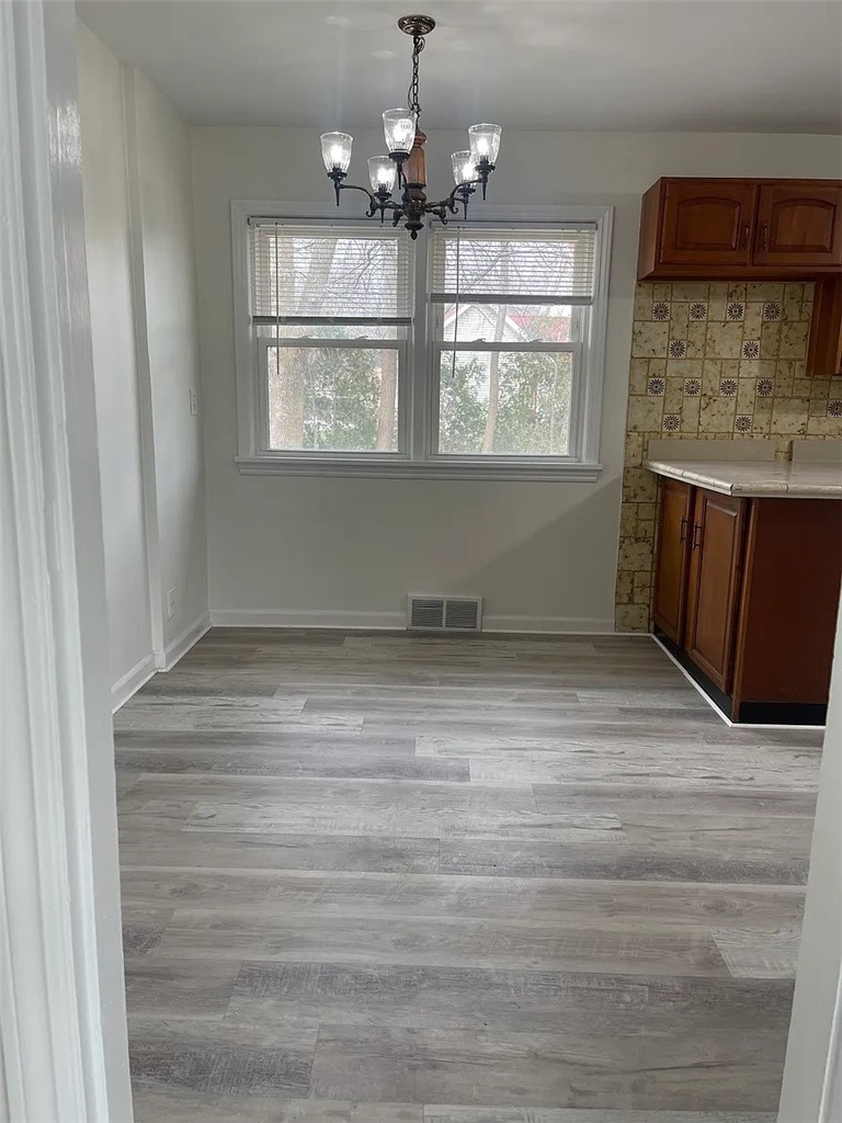 705 Roosevelt Road Pittsford, NY 14445 - Photo 10 of 41