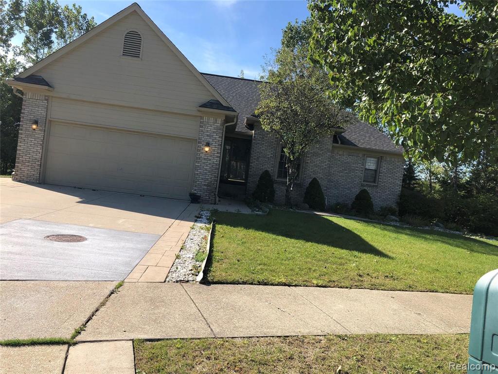 3006 Lexham Lane Rochester Hills, MI 48309 - Photo 2 of 14
