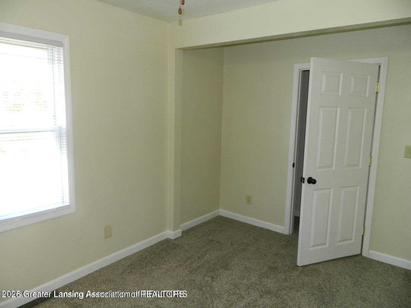 2936 Jolly Road Okemos, MI 48864 - Photo 9 of 19 Jolly 9