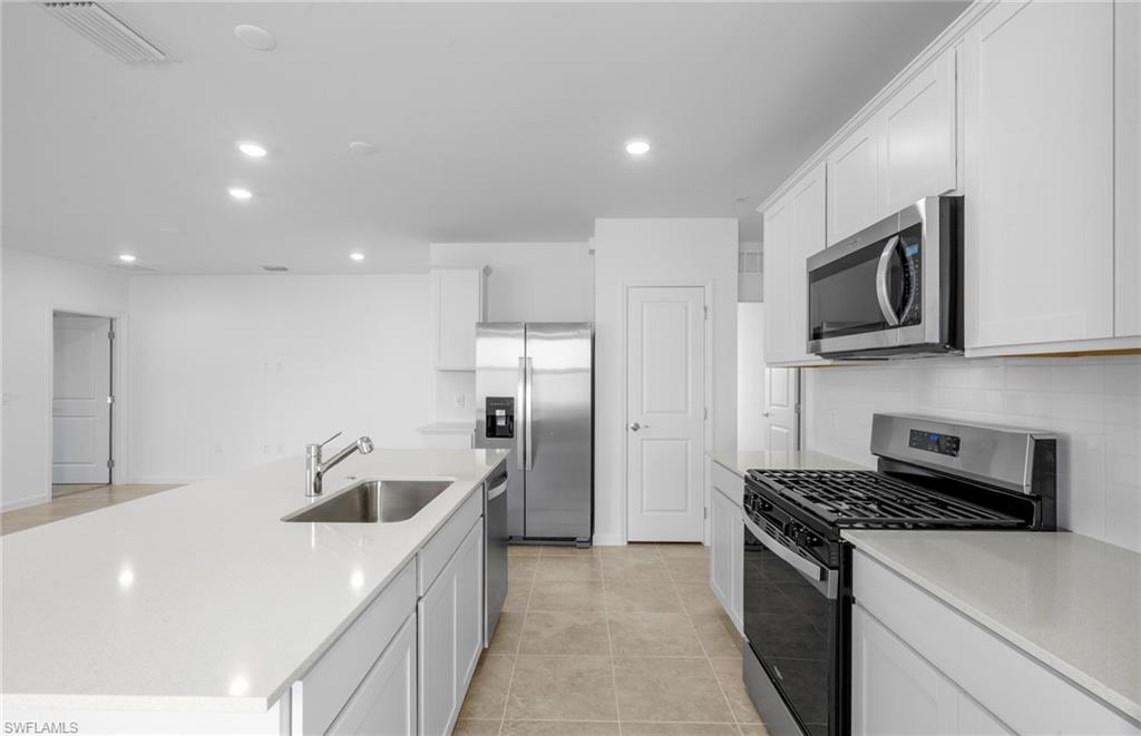 44117 Kelly Drive Punta Gorda, FL 33982 - Photo 6 of 20 Photo depicts the actual home available for sale.