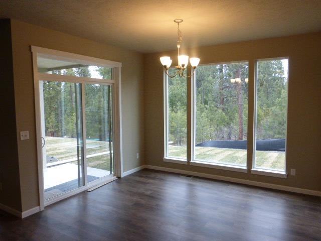 3223 South Custer Street Spokane, WA 99223 - Photo 7 of 20